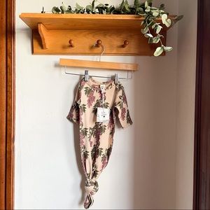 KATE QUINN NEW! mauve wisteria knotted gown and bonnet